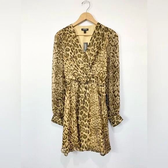 NWT-Express Cheetah V neck Cinch waist tie back Dress SM - Picture 9 of 12